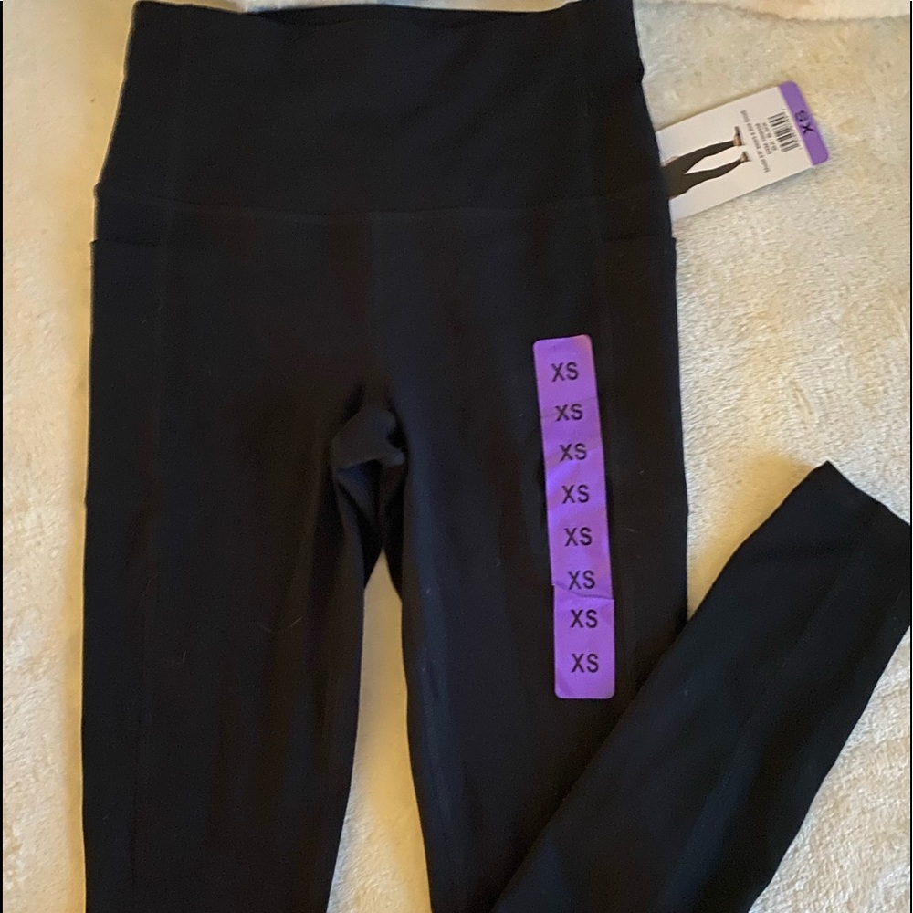 NWT LEGGINGS